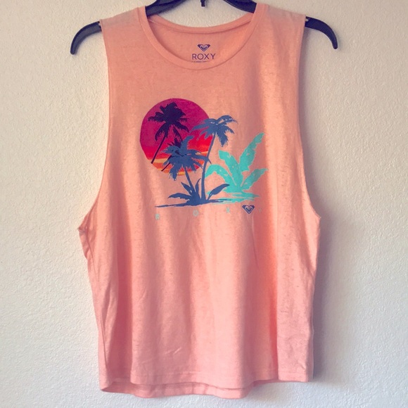 Tops - Roxy tank top 🏖